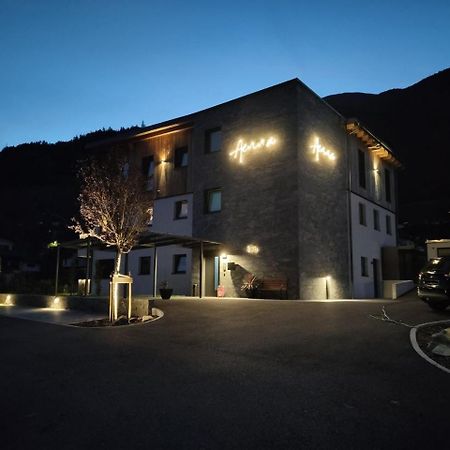 Aenna Apart Prutz Exterior foto